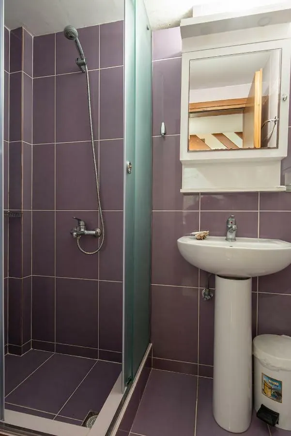 Akti House Psarogiannis Apartments & Studios 보우르보우로우