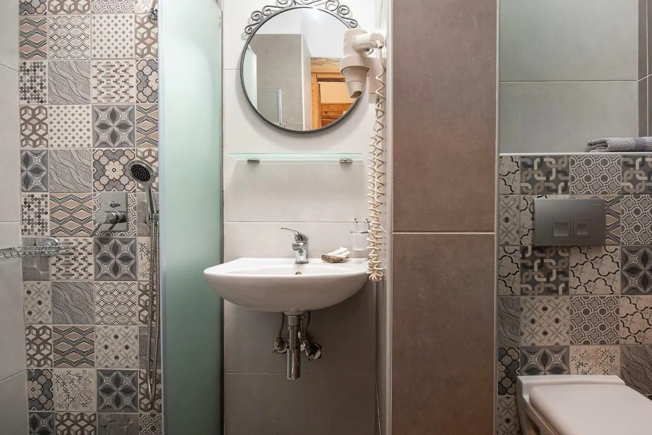 Akti House Psarogiannis Apartments & Studios 보우르보우로우